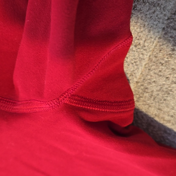 Athleta Red Salutation Stash Leggings - Picture 5 of 12